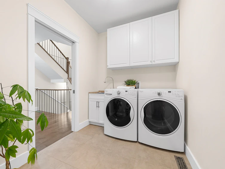 1818 Camelback Court, Coquitlam, BC, V3E 3K4 - 18