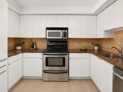 206-1340 Duchess Avenue - 5