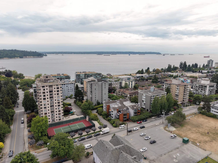 206-1340 Duchess Avenue, West Vancouver, BC, V7T 1H6 - 35