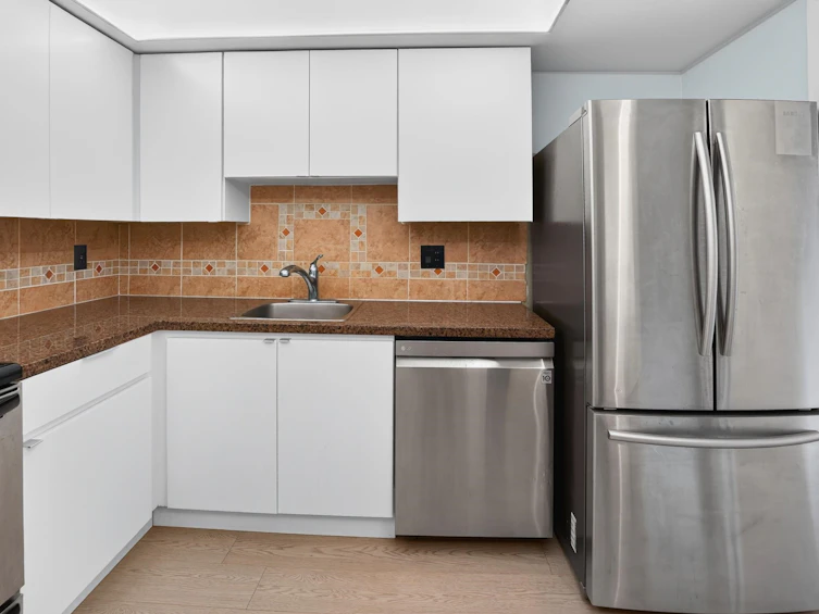 206-1340 Duchess Avenue, West Vancouver, BC, V7T 1H6 - 16