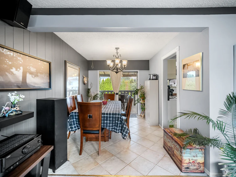 2371 Beaver Street, Abbotsford, BC, V2T 3C9 - 8