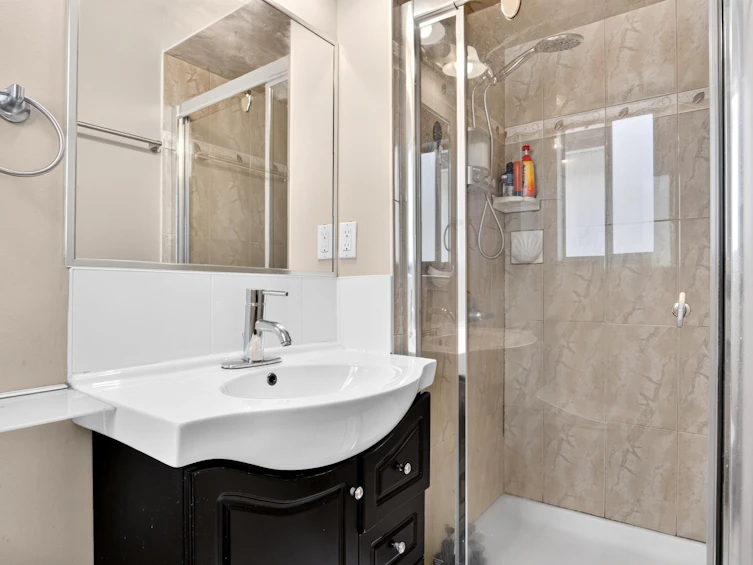 2871 E 18th Avenue, Vancouver, BC, V5M 2R1 - 12