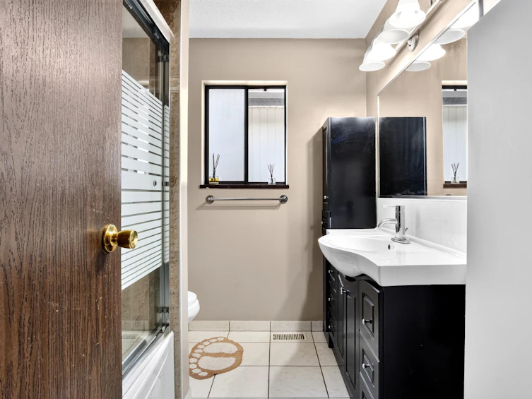 2871 E 18th Avenue, Vancouver, BC, V5M 2R1 - 11