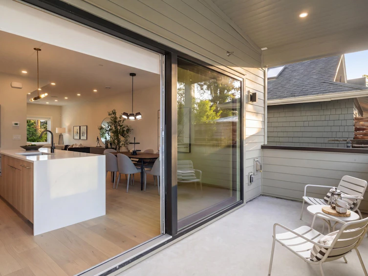 1937 Templeton Drive, Vancouver, BC, V5N 4V9 - 8