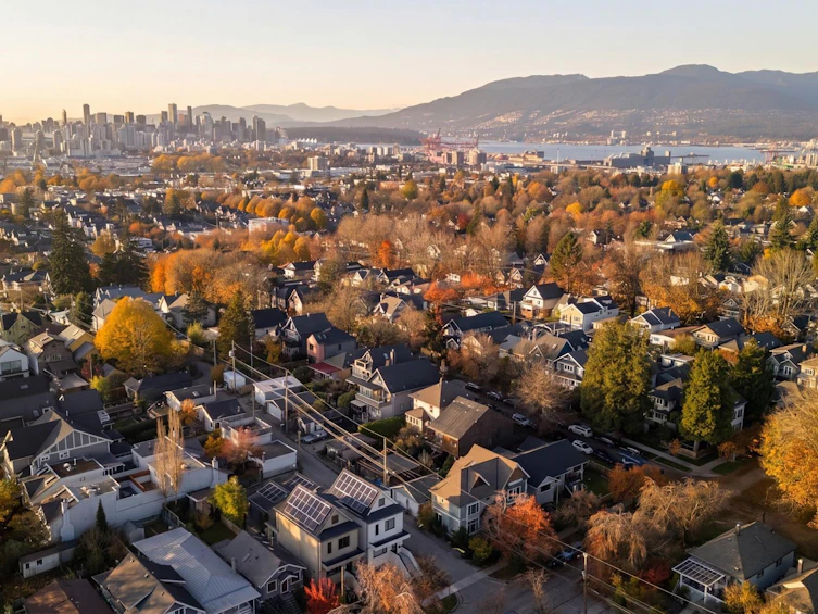 1937 Templeton Drive, Vancouver, BC, V5N 4V9 - 37