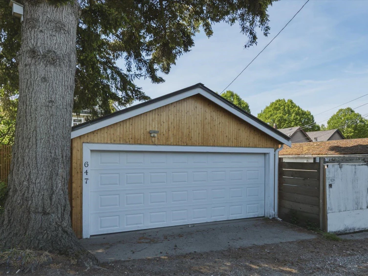 647 Prior Street, Vancouver, BC, V6A 2G7 - 33