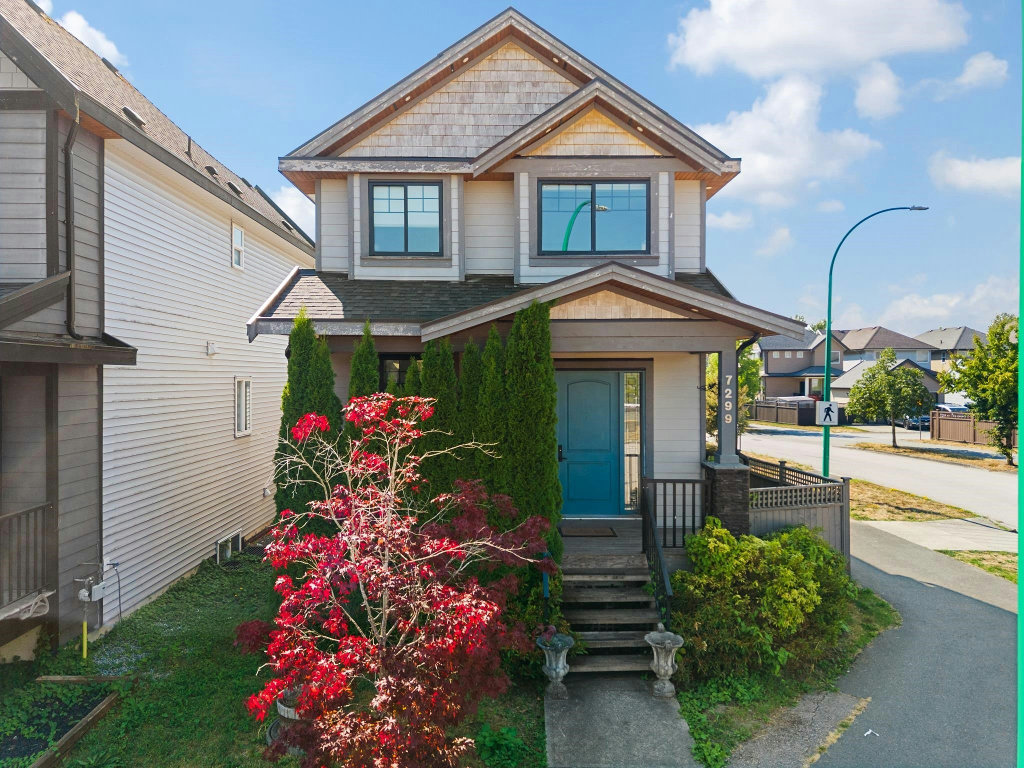 7299 194a Street, Surrey, BC, V4N 6K1