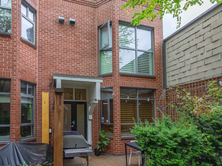 822 W 6th Avenue, Vancouver, BC, V5Z 1A6 - 25