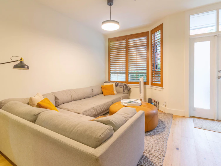 822 W 6th Avenue, Vancouver, BC, V5Z 1A6 - 3