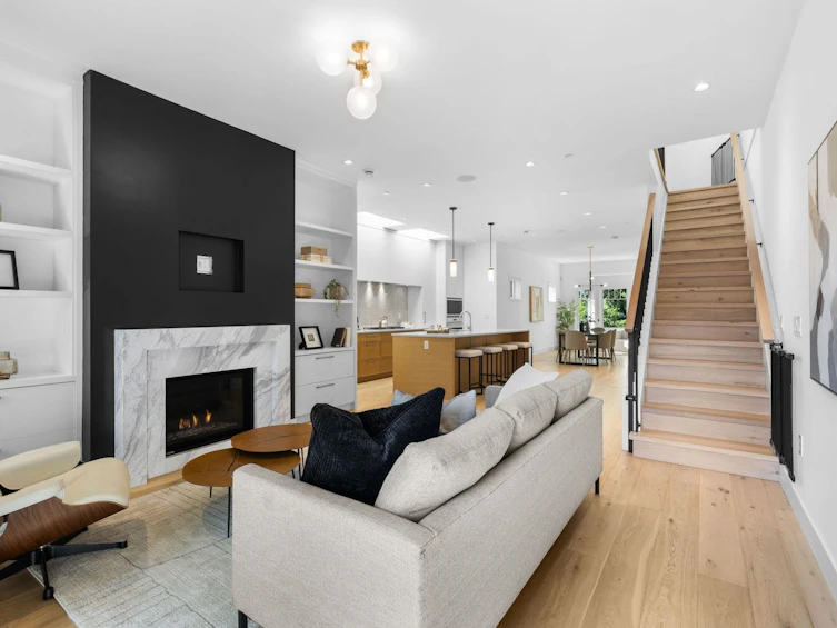2518 W 3rd Avenue, Vancouver, BC, V6K 1M1 - 10