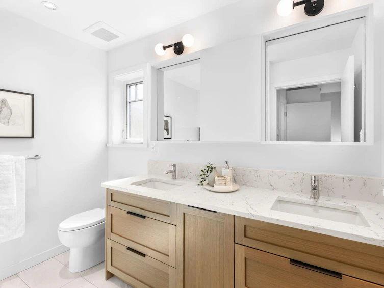 2518 W 3rd Avenue, Vancouver, BC, V6K 1M1 - 18