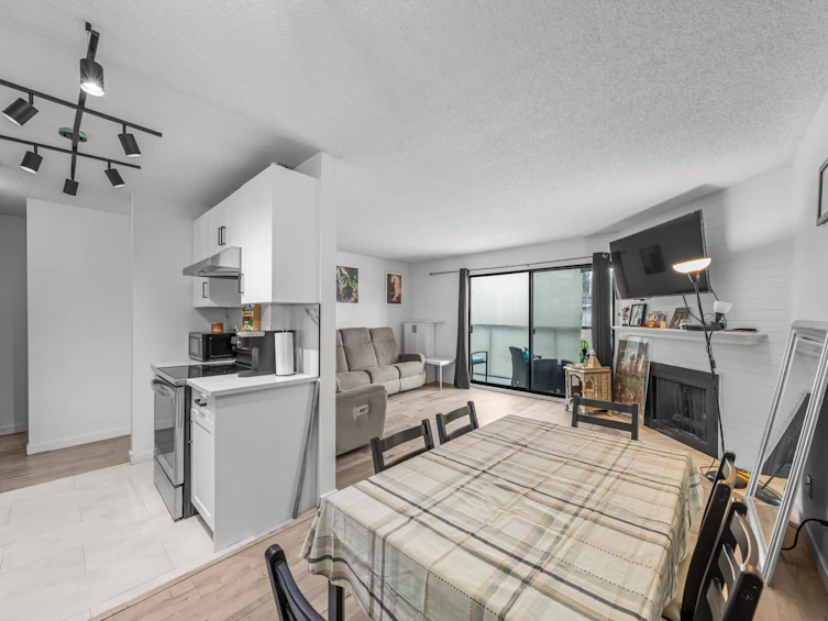 301-315 Tenth Street, New Westminster, BC, V3M 3Y2 - 10