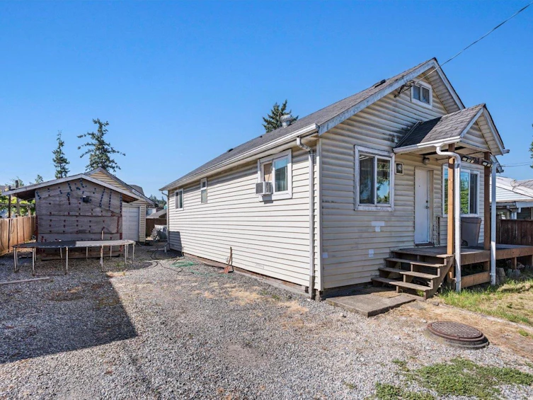 12768 112b Avenue, Surrey, BC, V3V 3L6
