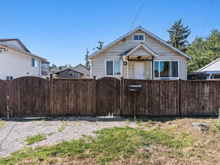12768 112b Avenue, Surrey, BC, V3V 3L6 - 2