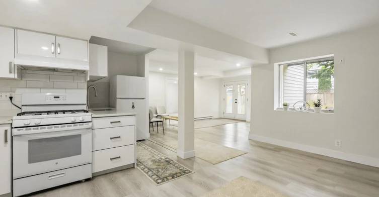 9335 152a Street, Surrey, BC, V3R 0E6 - 30