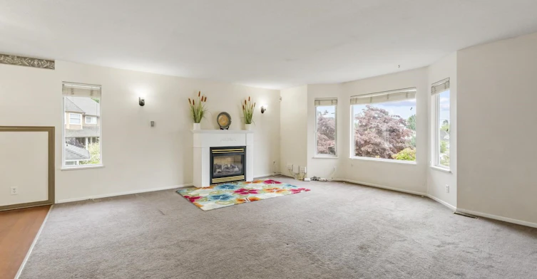 9335 152a Street, Surrey, BC, V3R 0E6 - 2