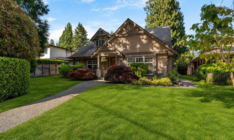 3538 Bluebonnet Road