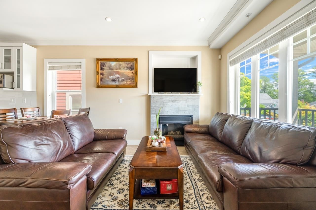 201-4577 Slocan Street, Vancouver, BC, V5R 1Z8 - 3