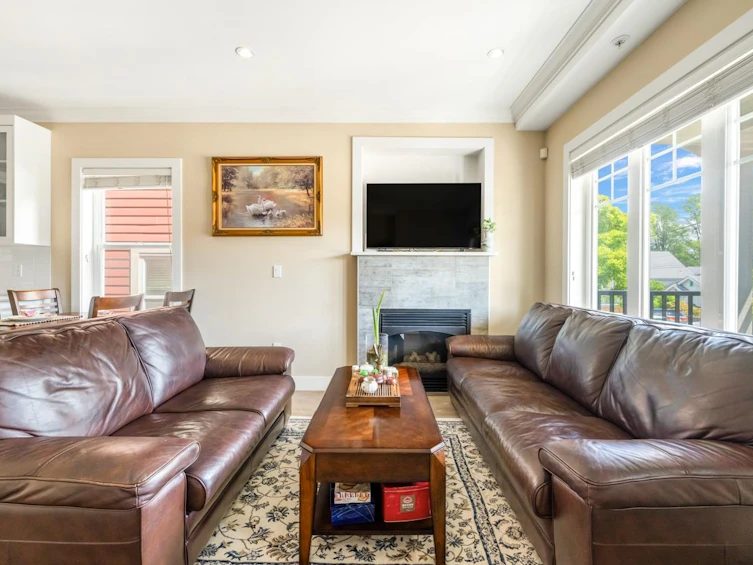 201-4577 Slocan Street, Vancouver, BC, V5R 1Z8 - 3