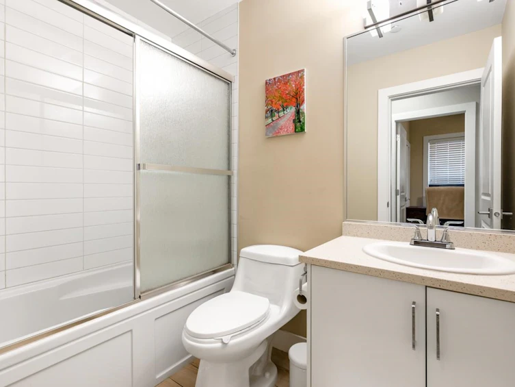 201-4577 Slocan Street, Vancouver, BC, V5R 1Z8 - 12