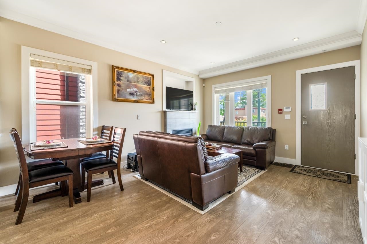 201-4577 Slocan Street, Vancouver, BC, V5R 1Z8 - 4