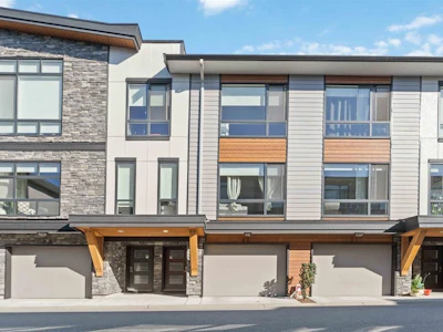 36-16488 64 Avenue - 3