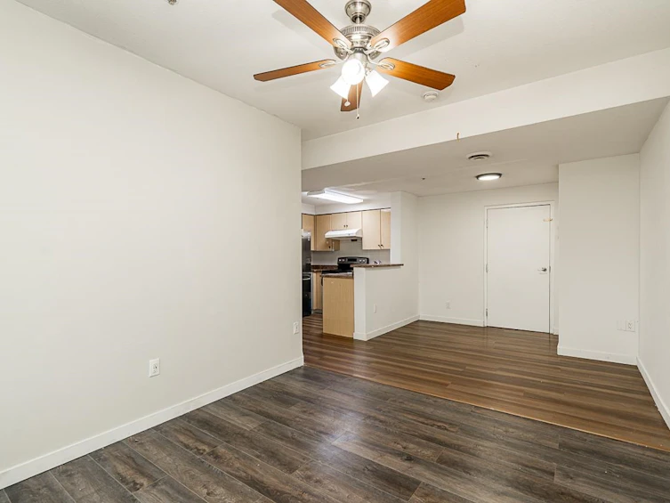 210-9278 120 Street, Surrey, BC, V3W 4B8 - 7