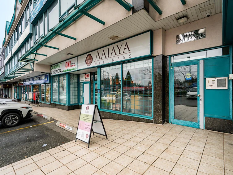 210-9278 120 Street, Surrey, BC, V3W 4B8 - 2