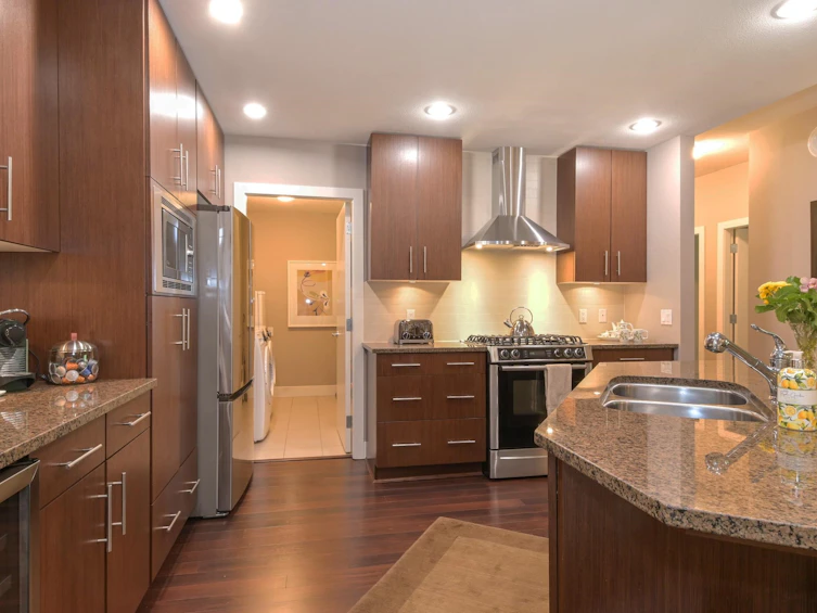 210-16477 64 Avenue, Surrey, BC, V3S 6V7 - 7