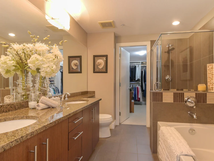 210-16477 64 Avenue, Surrey, BC, V3S 6V7 - 14