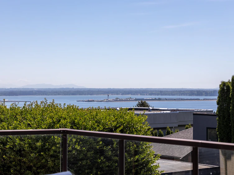 15354 Royal Avenue, Surrey, BC, V4B 1M8 - 10