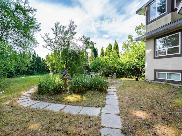 3170 Hallam Court, Coquitlam, BC, V3E 3C3 - 26