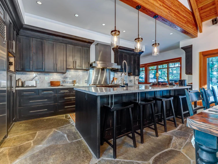 3205 Archibald Way, Whistler, BC, V8E 0B8 - 12