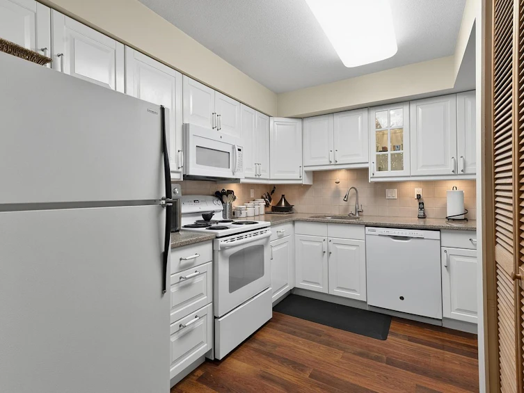 112-9151 No 5 Road, Richmond, BC, V7A 4T9 - 18