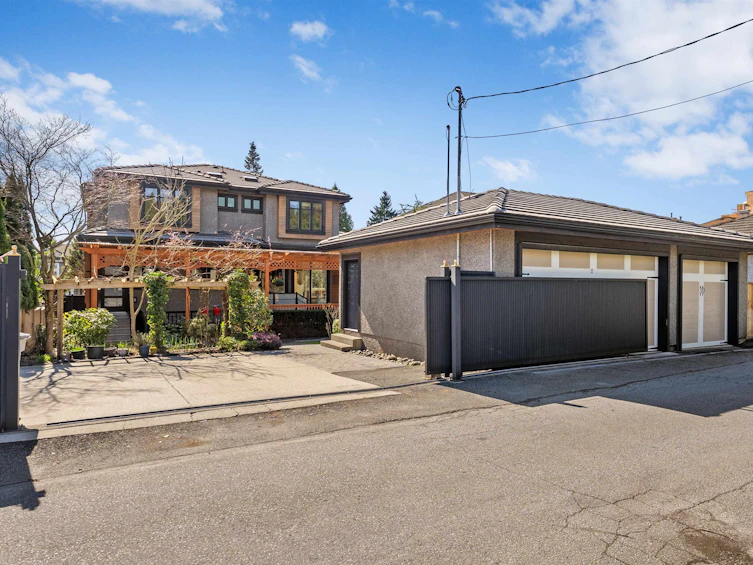 1041 W 58th Avenue, Vancouver, BC, V6P 1V9 - 38