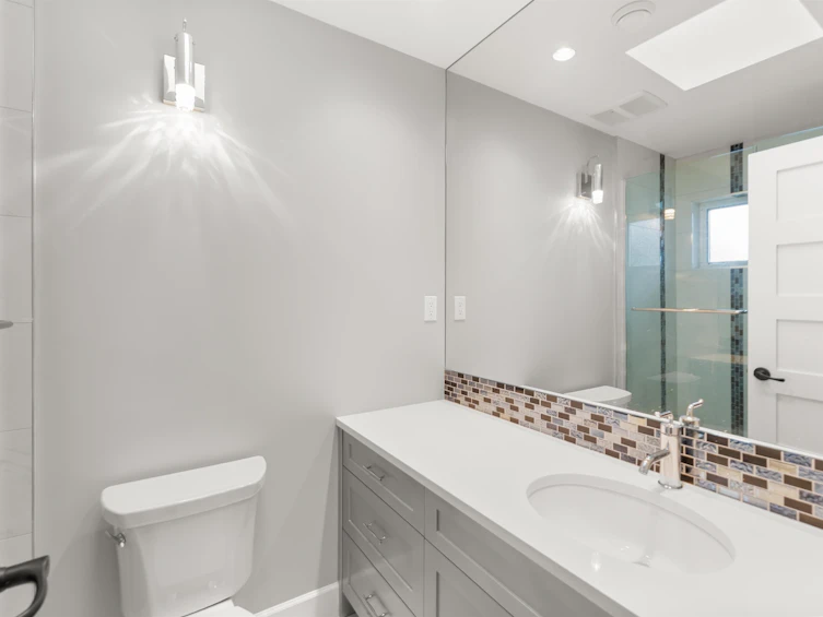 1041 W 58th Avenue, Vancouver, BC, V6P 1V9 - 22