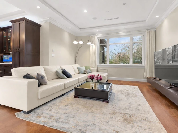 1041 W 58th Avenue, Vancouver, BC, V6P 1V9 - 13
