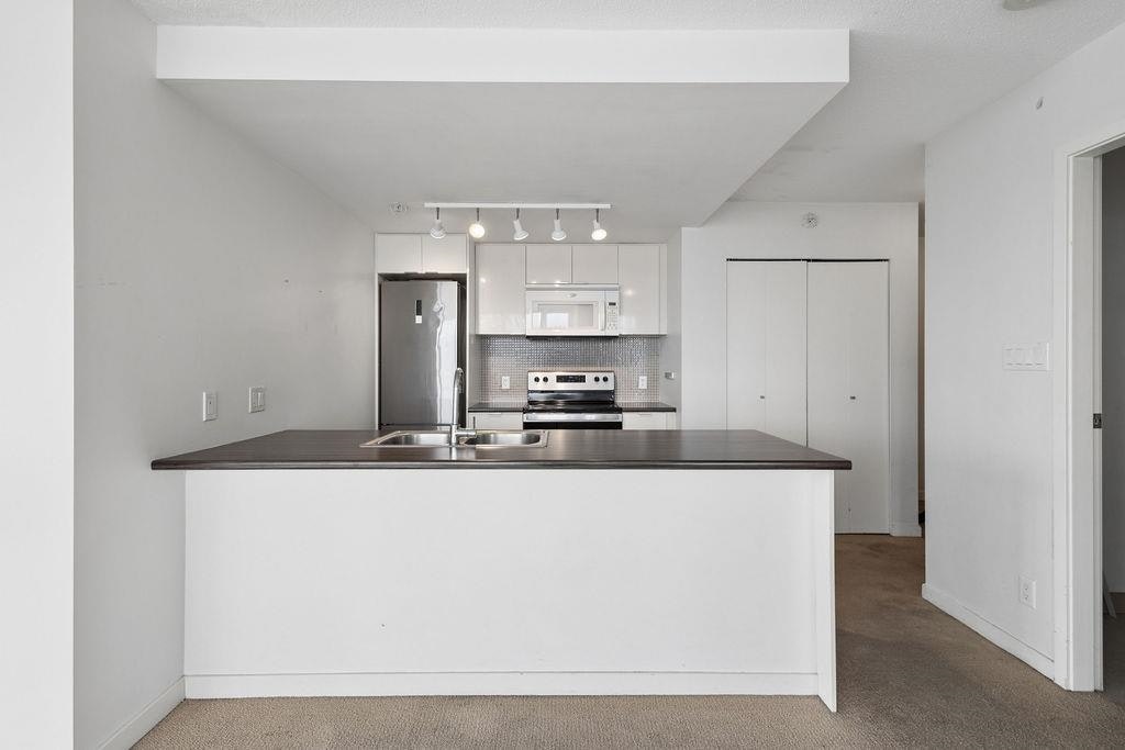 31XX-233 Robson Street, Vancouver, BC, V6B 0E8 - 9