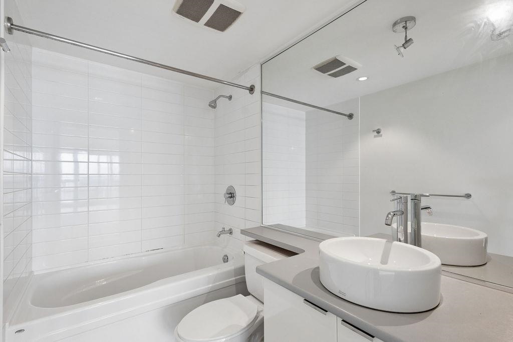 31XX-233 Robson Street, Vancouver, BC, V6B 0E8 - 18