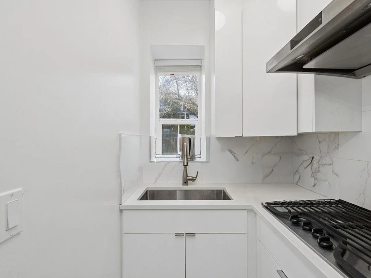 2709 W 37th Avenue, Vancouver, BC, V6N 2T5 - 11