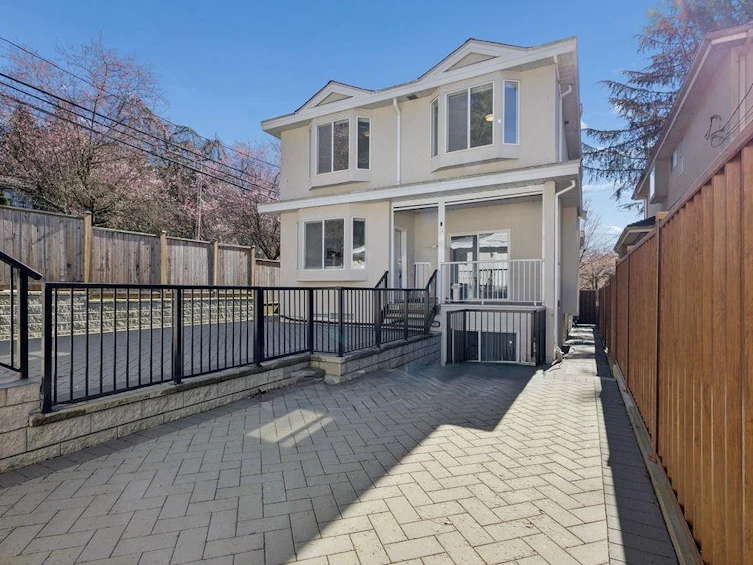 2709 W 37th Avenue, Vancouver, BC, V6N 2T5 - 28