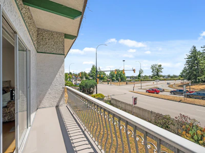1457 SE Marine Drive - 5