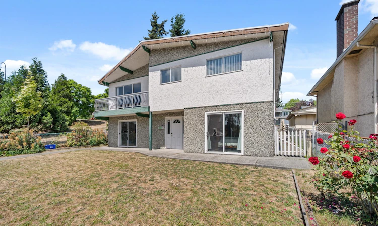 1457 SE Marine Drive