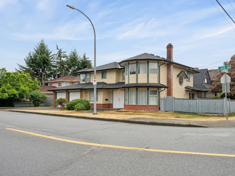 8511 Ash Street, Richmond, BC, V6Y 2S5 - 2