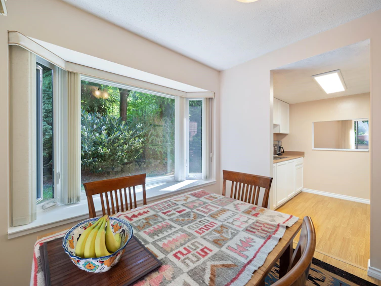 4384 Garden Grove Drive, Burnaby, BC, V5G 4G6 - 10