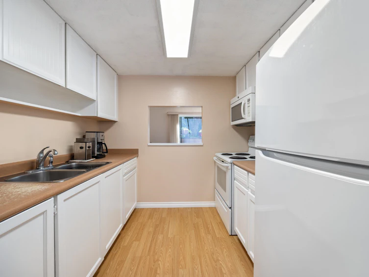 4384 Garden Grove Drive, Burnaby, BC, V5G 4G6 - 11