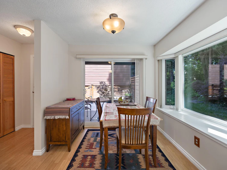 4384 Garden Grove Drive, Burnaby, BC, V5G 4G6 - 8