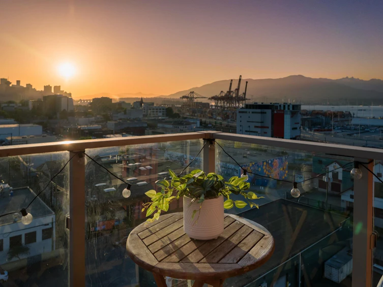 1001-933 E Hastings Street, Vancouver, BC, V6A 0G6 - 13