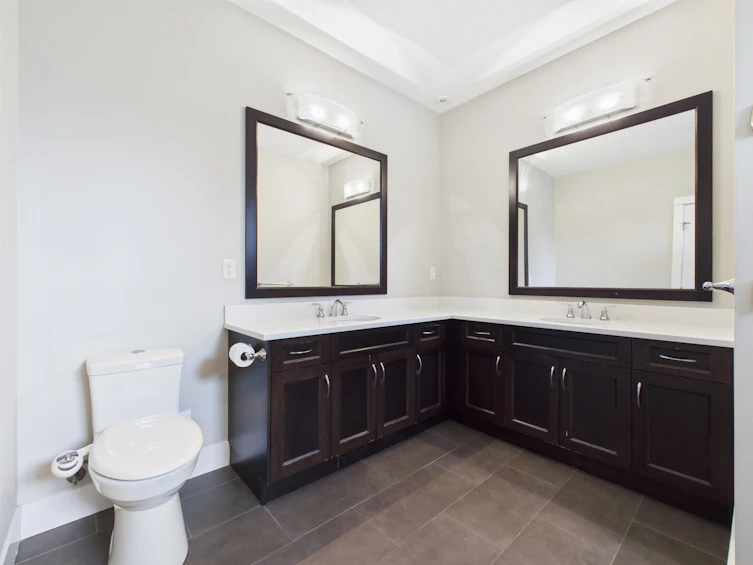 638 Austin Avenue, Coquitlam, BC, V3K 3N1 - 24