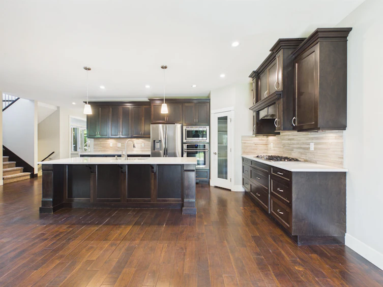 638 Austin Avenue, Coquitlam, BC, V3K 3N1 - 10